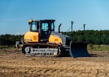 Bulldozers / Topadoras Develon DD130XL 