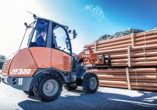 Cargadoras de ruedas weycor AR 320