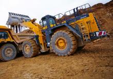 Cargadoras de ruedas Komatsu WA900-3