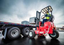 Carretillas elevadoras auxiliares diesel Moffett M8 NX 30.4