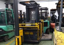 Carretillas elevadoras de carga lateral eléctricas OM-Pimespo Dual 10