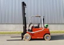 Carretillas elevadoras de gas BT C 4 G 250 E / D
