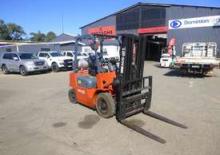 Carretillas elevadoras de gas Dalian CPQD 25 FA