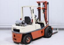 Carretillas elevadoras de gas Nissan RGH 02 A 30 U