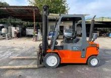 Carretillas elevadoras diesel Lugli 405 E