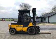 Carretillas elevadoras diesel Heden 4435