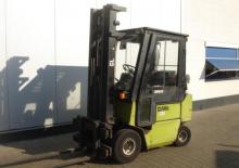 Carretillas elevadoras diesel Clark DPM 15 H