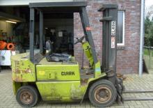 Carretillas elevadoras diesel Clark DPM 25 N