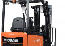 Carretillas elevadoras eléctricas Doosan BC25S-7