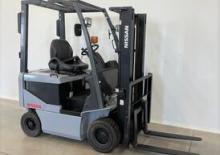 Carretillas elevadoras eléctricas Nissan CWP 02 L 25 S