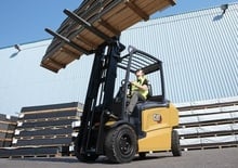 Carretillas elevadoras eléctricas Caterpillar EP55NH