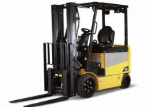 Carretillas elevadoras eléctricas Komatsu FB20SHGU-6