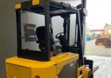 Carretillas elevadoras eléctricas Caterpillar M 120 D