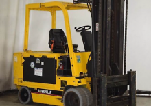 Carretillas elevadoras eléctricas Caterpillar M 70 D
