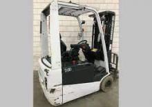 Carretillas elevadoras eléctricas UniCarriers TX 3-18