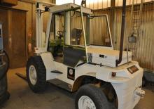 Carretillas elevadoras todo terreno Unitrac ST 50 H