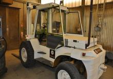 Carretillas elevadoras todo terreno Unitrac ST 50