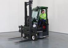Carretillas multidireccionales diesel Combi-Lift CB 2500 XL