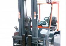 Carretillas multidireccionales eléctricas Combi-Lift CBE 3000