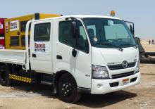 Chasis rígido Hino 300 915 LWB Crew Cab 4x2