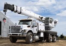Chasis rígido International HV607 107 Crew Cab Cummins L9