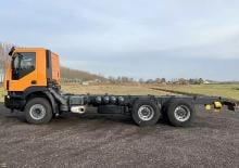 Chasis rígido Iveco Trakker AD380T41W