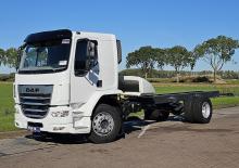 Chasis rígido DAF XB 230 FA 14t