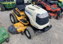 Cortacéspedes y tractores de jardín Cub Cadet GT1554