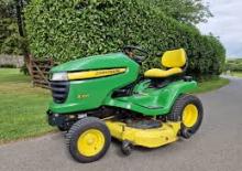 Cortacéspedes y tractores de jardín John Deere X320