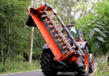 Segadoras traseras - disco con acondicionadores Kubota DMC6028R