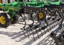 Cultivadores John Deere 2230LL