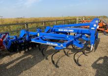 Cultivadores New Holland STX V 300R 