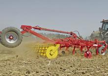 Cultivadores Pöttinger Synkro 6003 T
