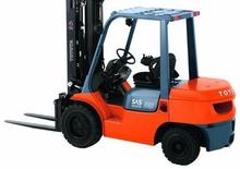 Carretillas elevadoras diesel Toyota 02-7 FD 45