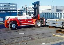 Carretillas elevadoras diesel SVETRUCK 25120-45