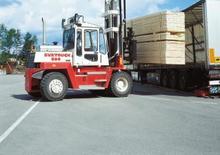 Carretillas elevadoras diesel SVETRUCK 860-26