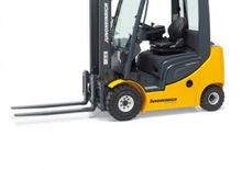 Carretillas elevadoras diesel Jungheinrich DFG 320s