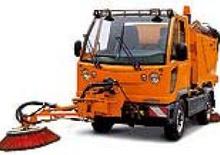 Tractores de uso municipal Multicar FUMO Carrier