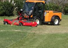Tractores de uso municipal Multihog MX 100