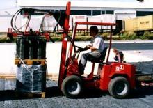 Tractores de uso municipal Grünig Uni Truck 4 W 1005