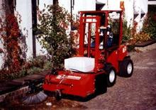 Tractores de uso municipal Grünig Uni Truck 4 W 905