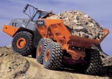 Dumperes articulados Hitachi AH400