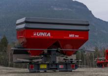 Esparcidor de fertilizante Unia MS 700