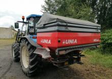 Esparcidor de fertilizante Unia MX 1000