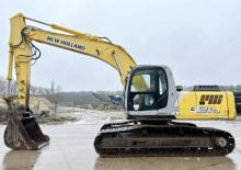Excavadoras de orugas New Holland E215B