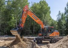 Excavadoras hidráulicas  de ruedas Develon DX210W-7 