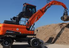 Manipuladores de materiales Doosan DX230WMH-5