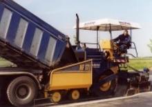 Extendedoras asfálticas  de ruedas Marini MF 571