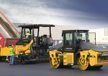 Extendedoras asfálticas sobre orugas Volvo ABG8820
