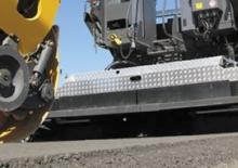 Extendedoras asfálticas sobre orugas Volvo ABG7520
